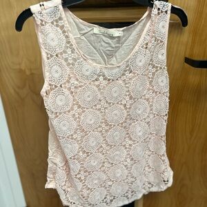 ☀️3/$10☀️ Solitaire Blush Crochet Women's Tank Top small